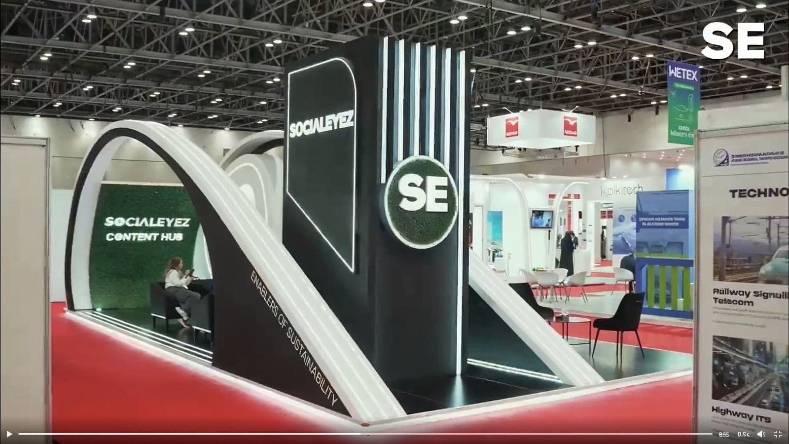 Social Eyez - Image 5